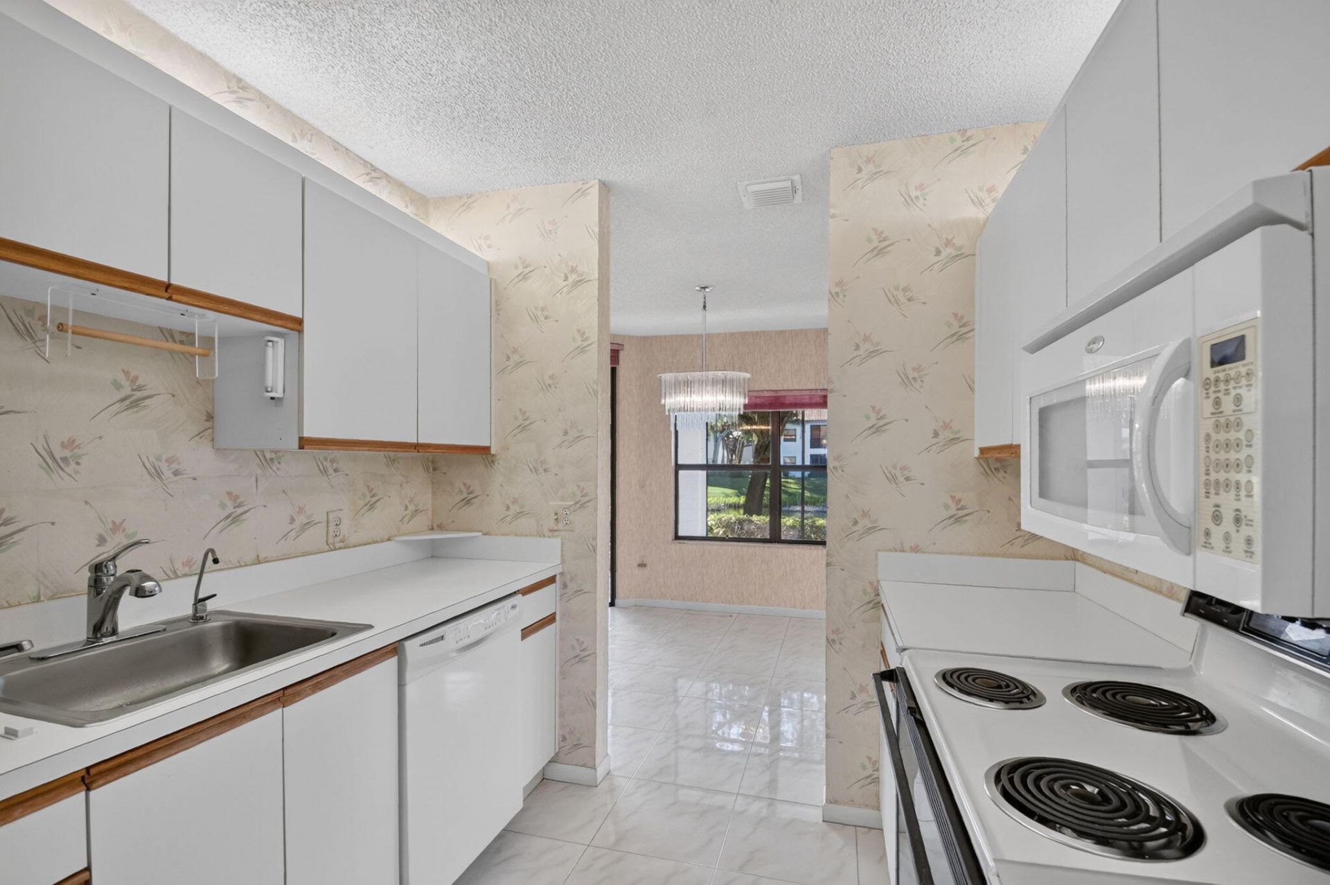 5290 Europa Drive, Unit E, Boynton Beach, FL 33437 Photo
