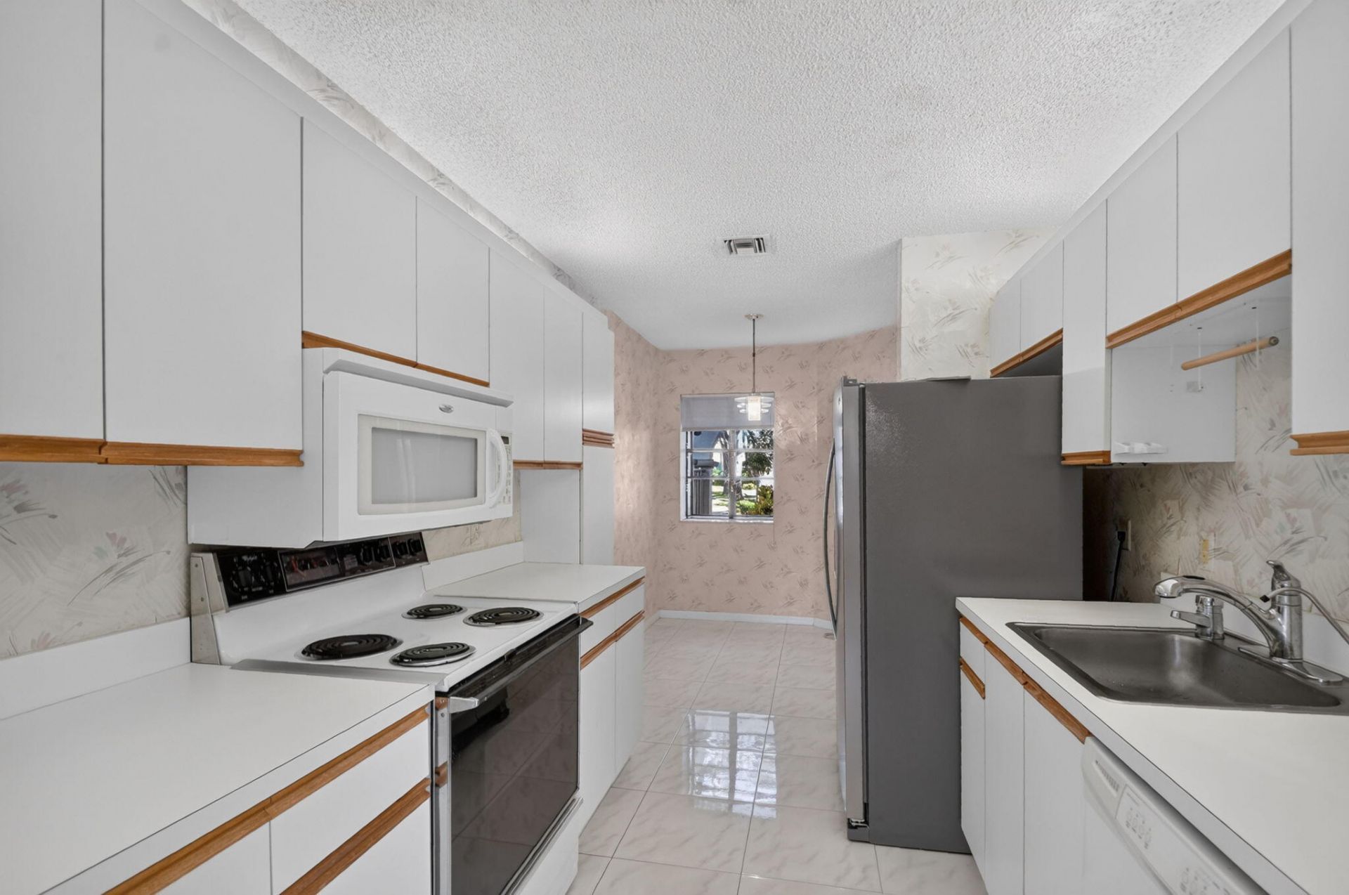 5290 Europa Drive, Unit E, Boynton Beach, FL 33437 Photo