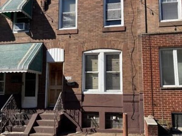 2424 S HUTCHINSON STREET, PHILADELPHIA, PA 19148