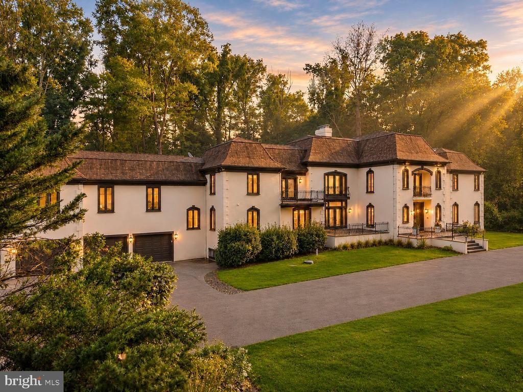1075 GREEN VALLEY ROAD, BRYN MAWR, PA 19010