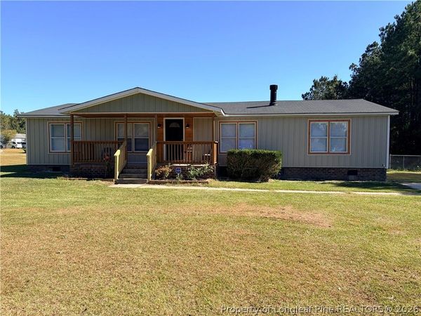 1501 Clan Campbell Drive , Raeford, NC 28376