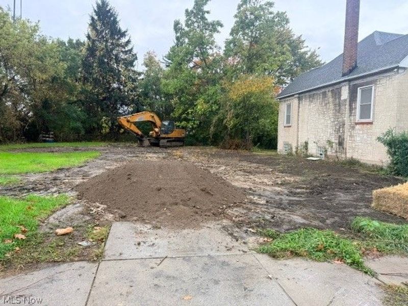 184 E Voris Street, Akron, OH 44311 Photo 1