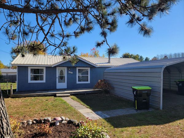 1052 Knollwood Drive, St. Helen, MI 48656