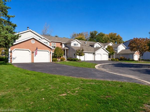 405 58 Place , Hinsdale, IL 60521
