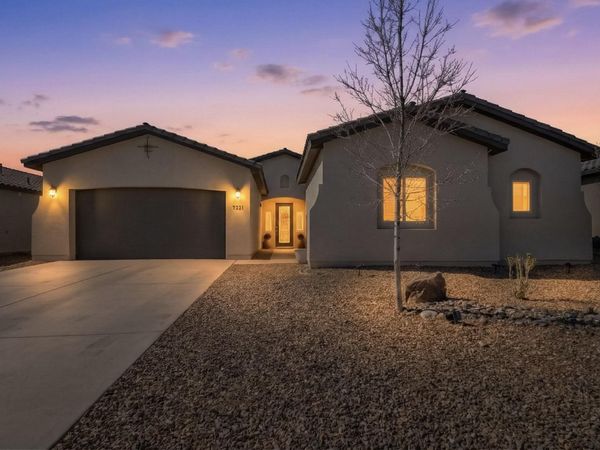 7221 Aldan Drive NE, Rio Rancho, NM 87144
