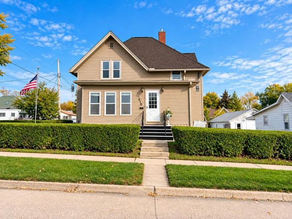 410 E Quarry Street, Maquoketa, IA 52060