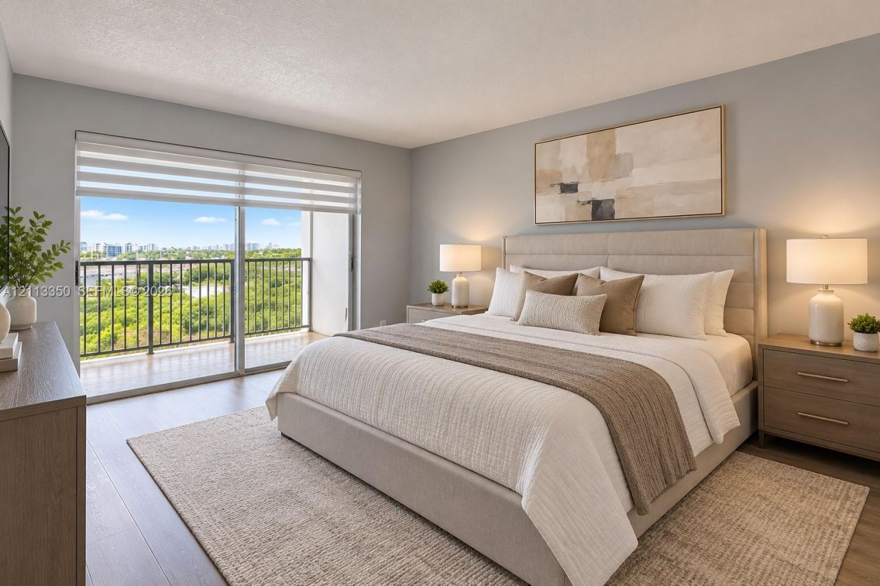 330 SE 2nd St , Unit 504F, Hallandale Beach, FL 33009 Photo