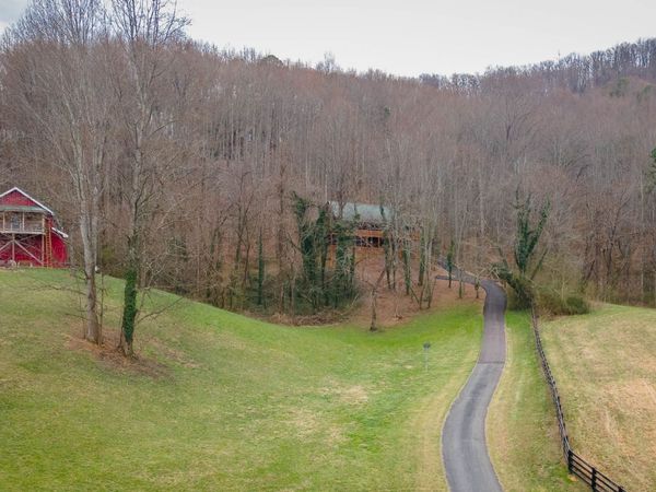 4106 Burning Tree Ln, Unit 3050 Headr, Sevierville, TN 37862