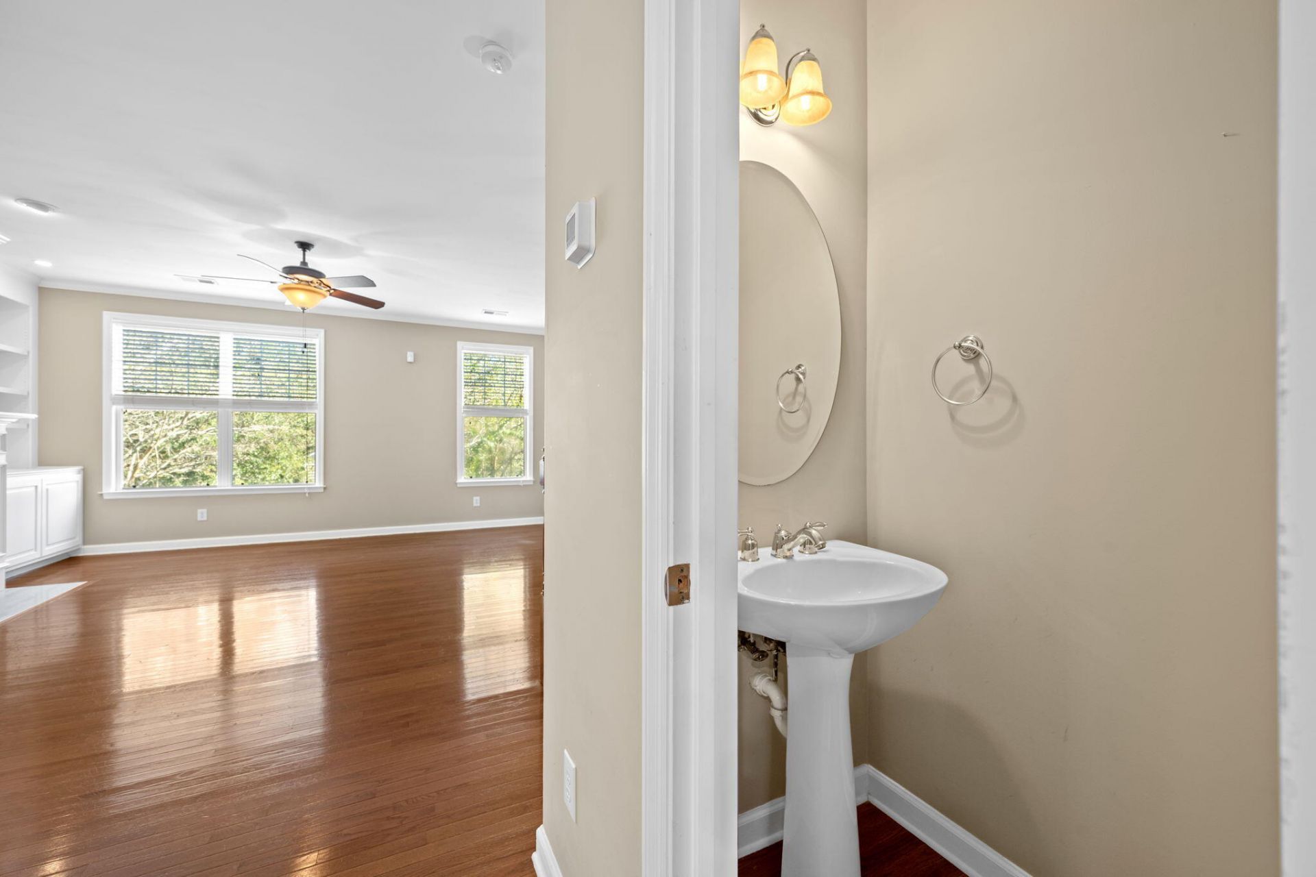 208 Fair Sailing Road Photo 13