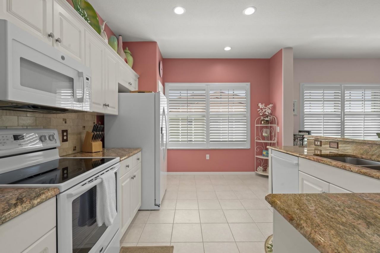 20021 Sanibel View Cir, Unit 201, Fort Myers, FL 33908 Photo