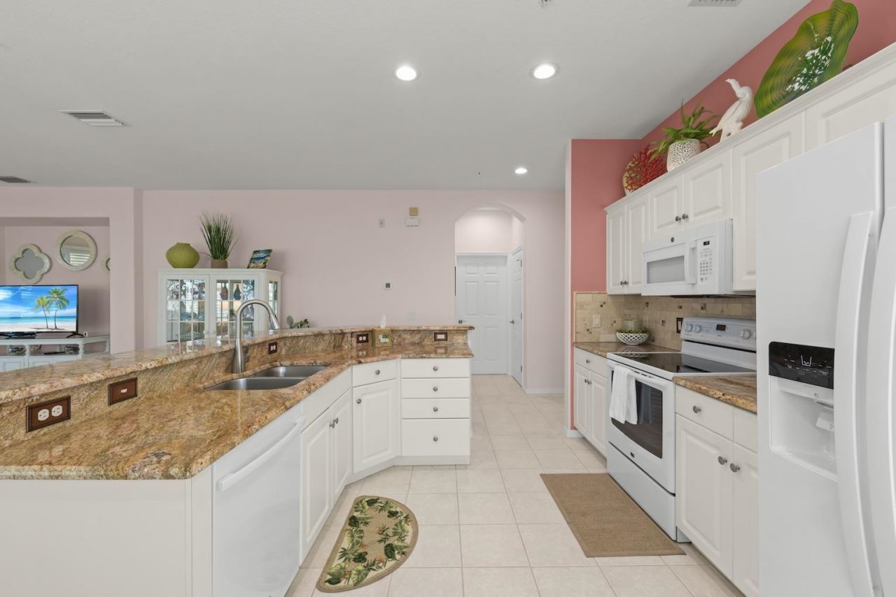 20021 Sanibel View Cir, Unit 201, Fort Myers, FL 33908 Photo