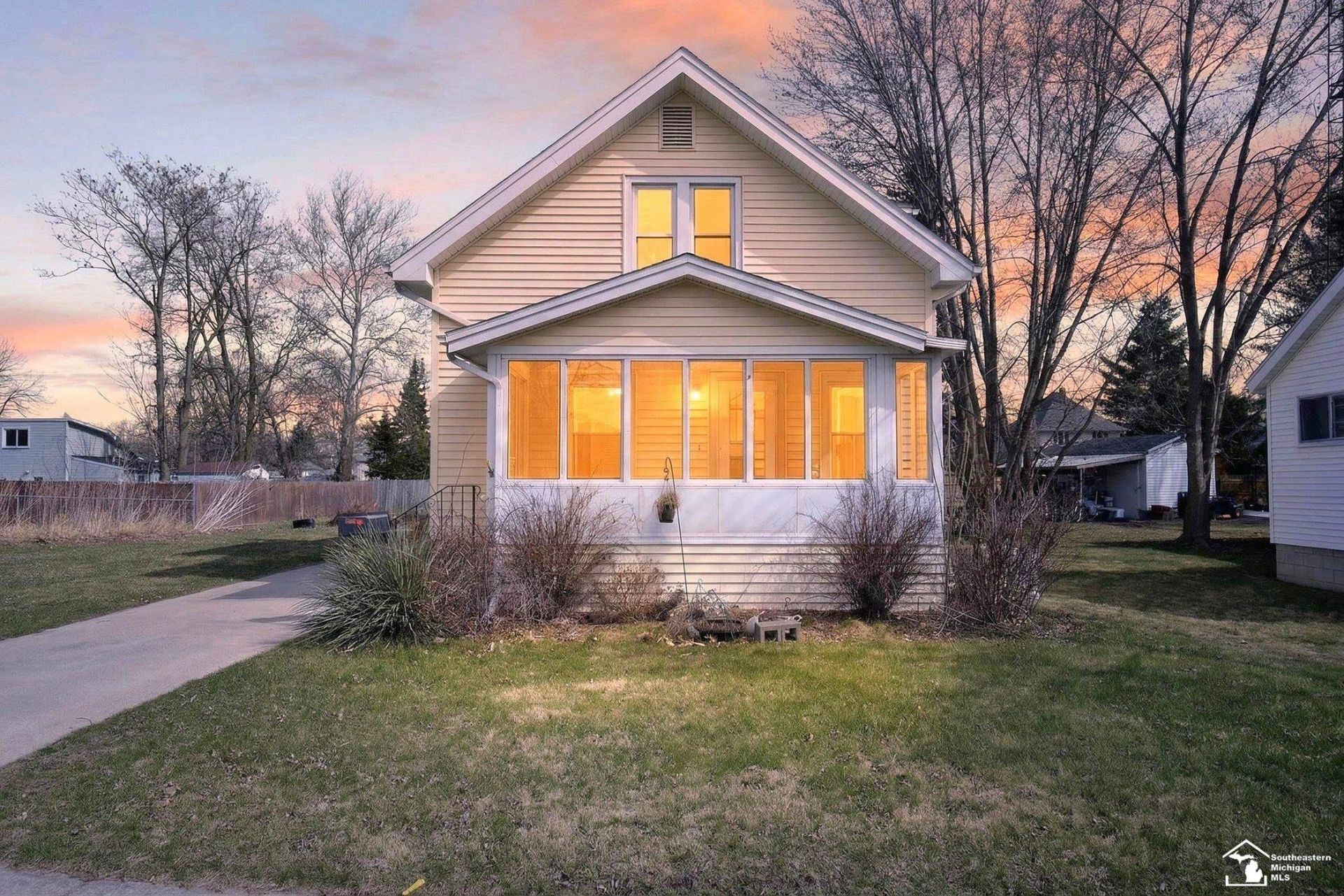 321 Cherry Street, Blissfield, MI 49228 Main Photo