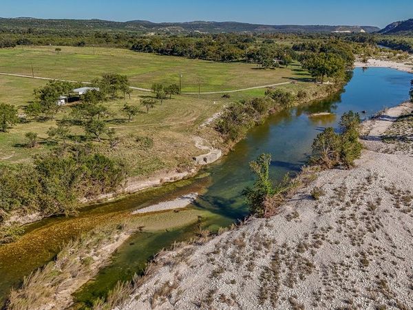 5664 S Us Highway 377, Junction, TX 76849