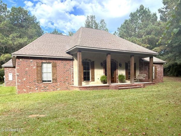 1038 Quail Ridge Drive, McComb, MS 39648