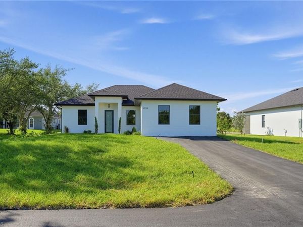 4284 72nd AVE NE, NAPLES, FL 34120