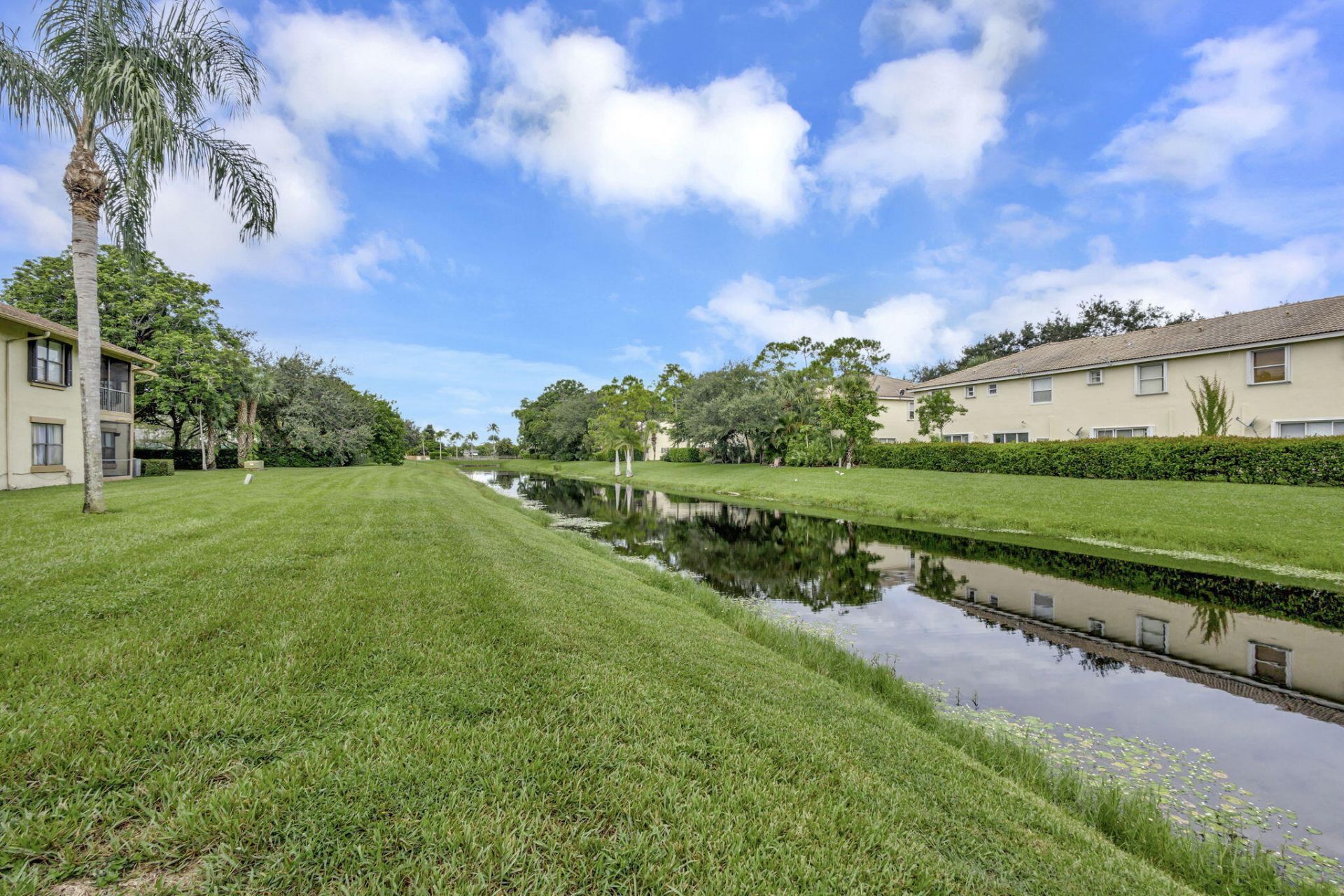 13145 Chadwick Court, Unit 16, Wellington, FL 33414 Photo