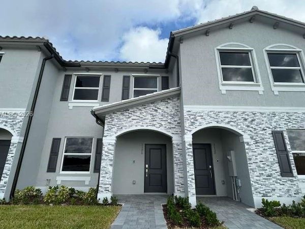 1126 SE 2nd Ter , Florida City, FL 33034