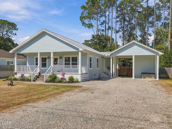 915 20th Street , Port St Joe, FL 32456