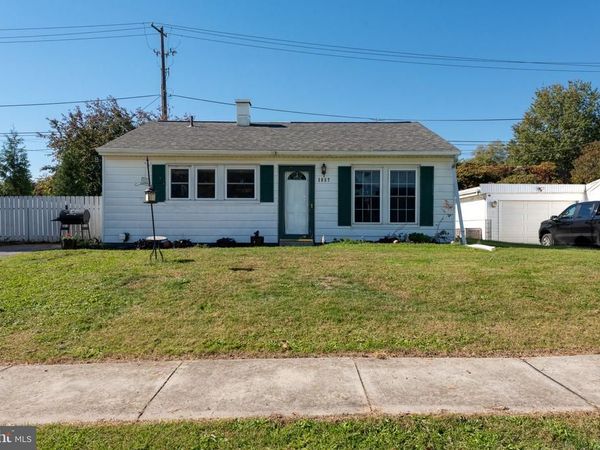 1057 N PINE STREET , MIDDLETOWN, PA 17057