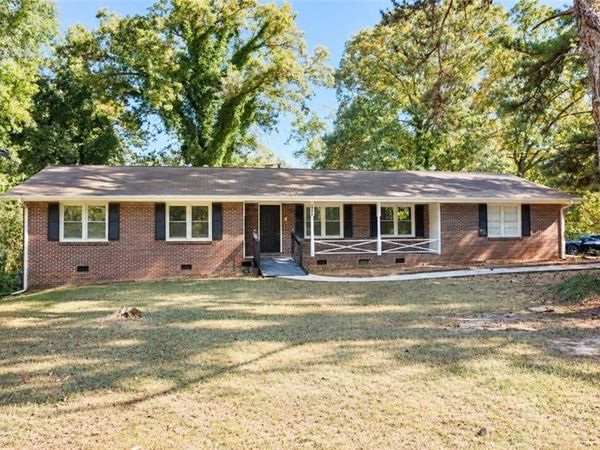 524 Rowland Road, Stone Mountain, GA 30083