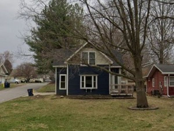 1220 Marion Avenue , Pella, IA 50219