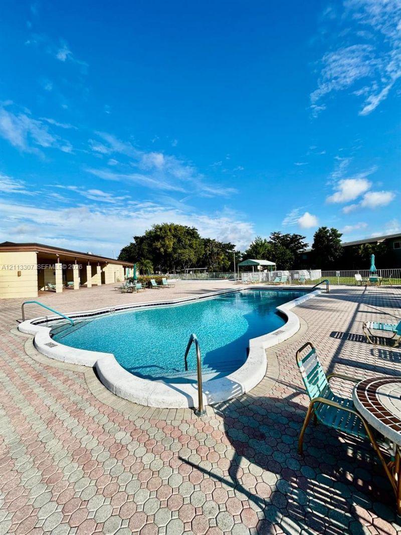7605 NW 5th Pl , Unit 103, Margate, FL 33063 Photo
