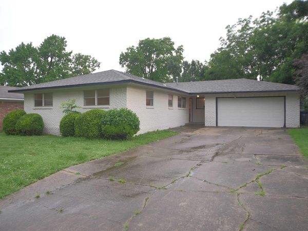 1946 S 74th East Avenue , Tulsa, OK 74112