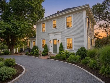 21 Landing Rd, Unit 2, Kingston, MA 02364
