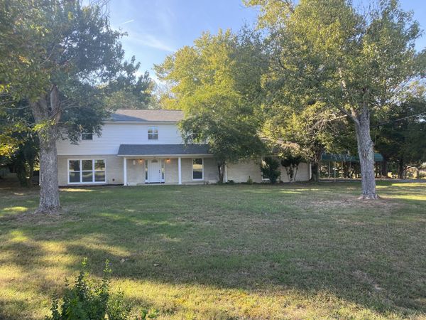 21 Jeans Ln , Fayetteville, TN 37334
