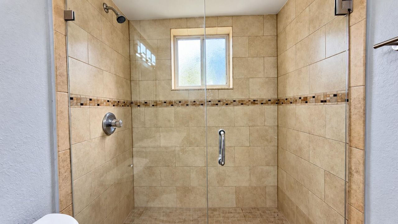 2000 Springdale Boulevard, Unit 201, Palm Springs, FL 33461 Photo