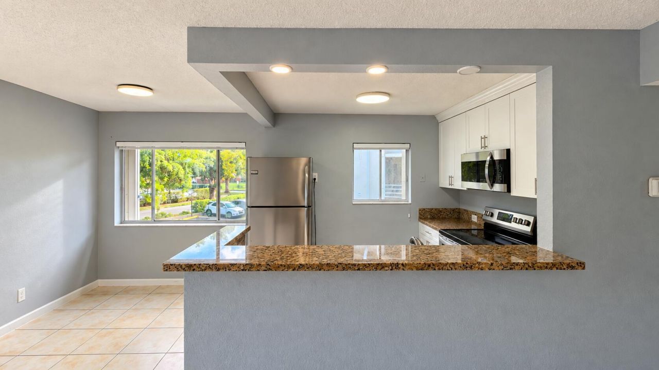 2000 Springdale Boulevard, Unit 201, Palm Springs, FL 33461 Photo