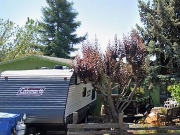 645 N Heights Drive N, Eagle Point, OR 97524