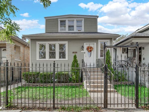 2106 N NARRAGANSETT Avenue , Chicago, IL 60639