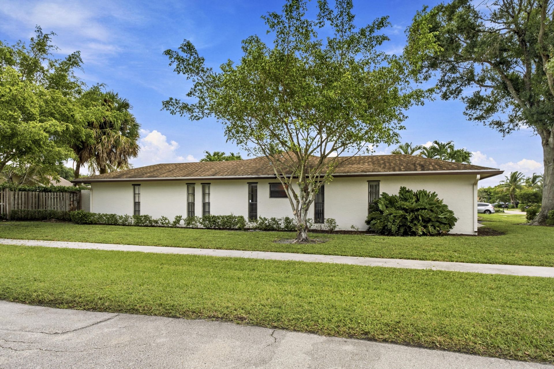 4937 Willow Drive, Boca Raton, FL 33487 Photo