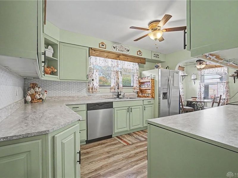 2526 Sunset Avenue, Springfield, OH 45505 Photo 13