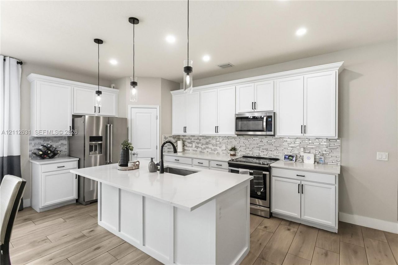8257 NW 79th Ave, Tamarac, FL 33321 Photo