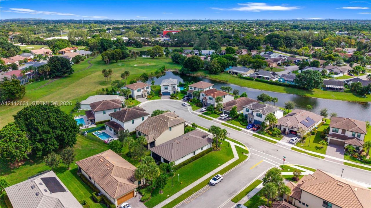 8257 NW 79th Ave, Tamarac, FL 33321 Photo