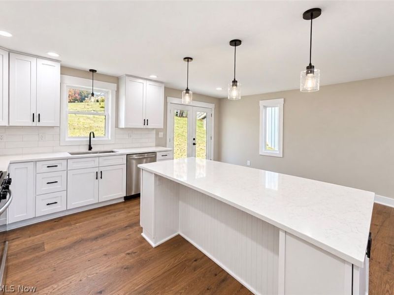 405 Walnut Hills Drive, Zanesville, OH 43701 Photo 3