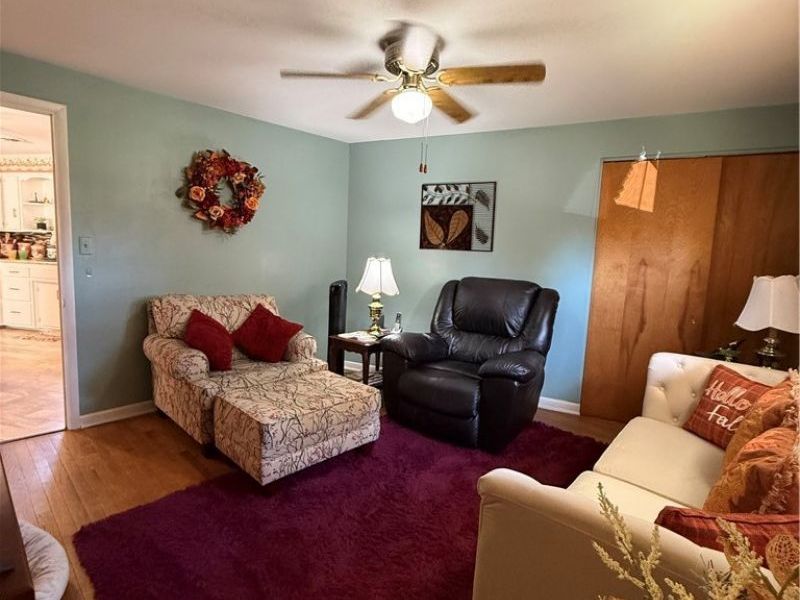 2074 Newark Road, Zanesville, OH 43701 Photo 8