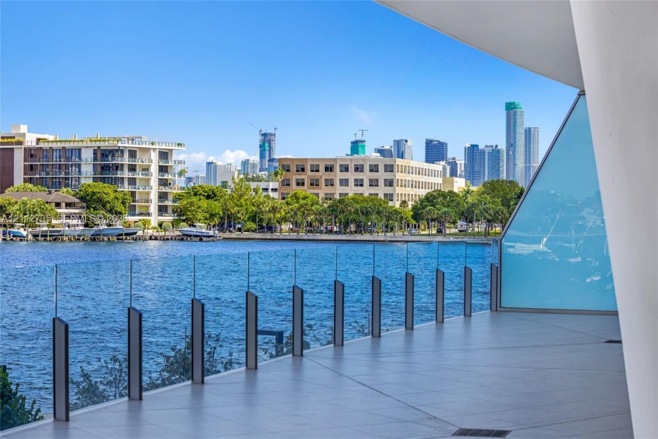 5 Grove Isle Drive , Unit S203, Coconut Grove, FL 33133 Photo