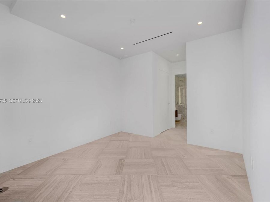 Property Image 72