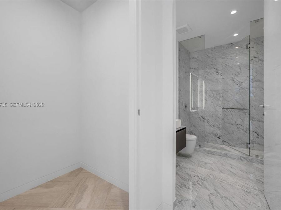 Property Image 77