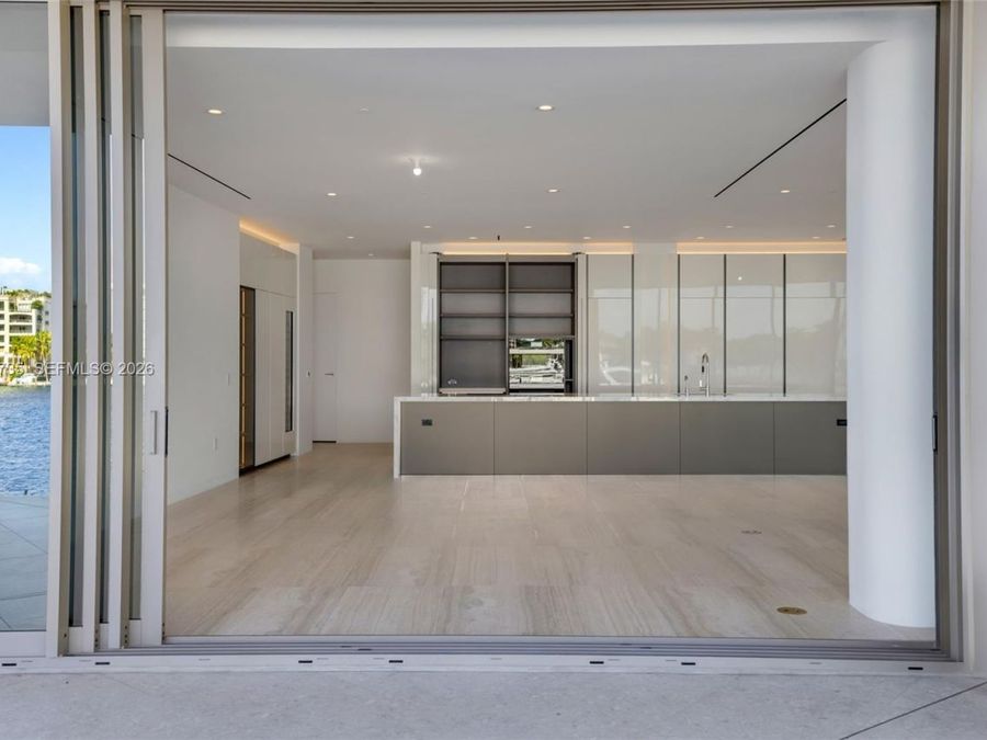 Property Image 95