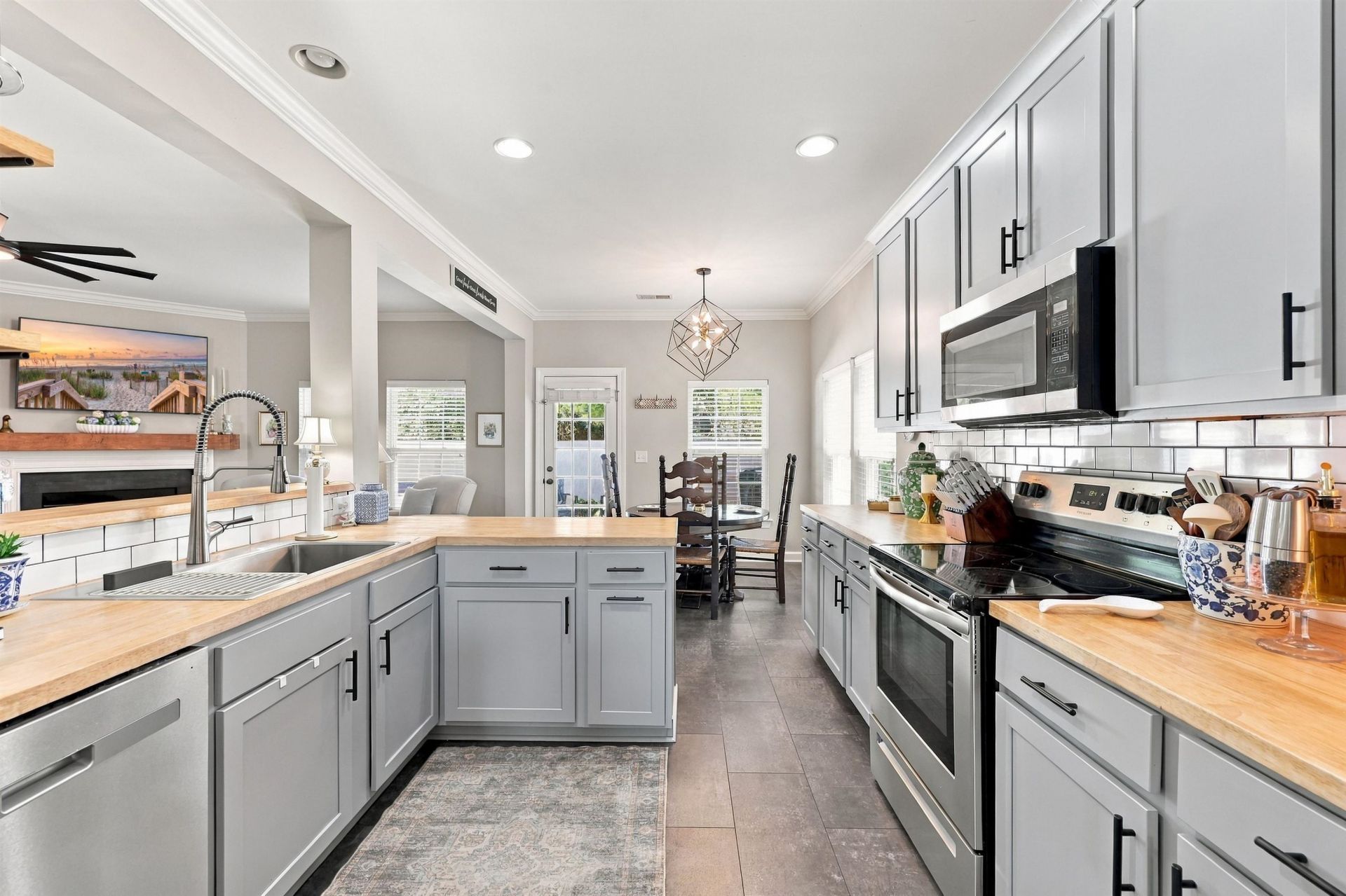 1388 Brighton Ave.  Photo 9