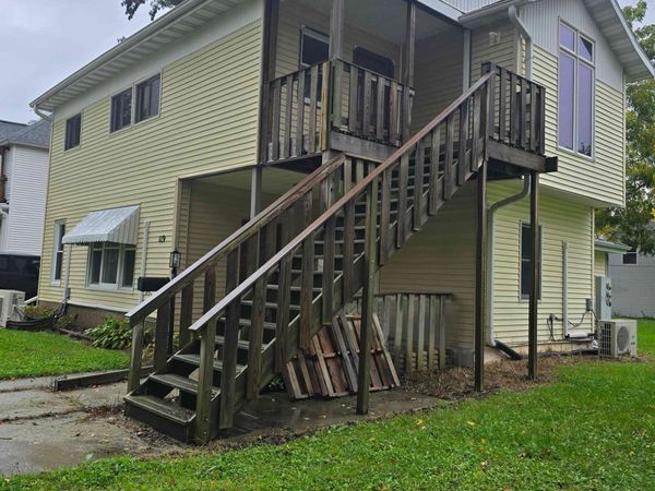 119 N Madison Street, Stoughton, WI 53589