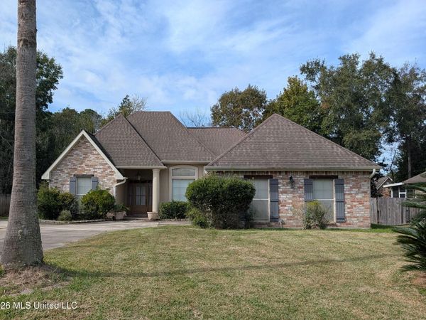 6571 Alakoko Drive, Diamondhead, MS 39525