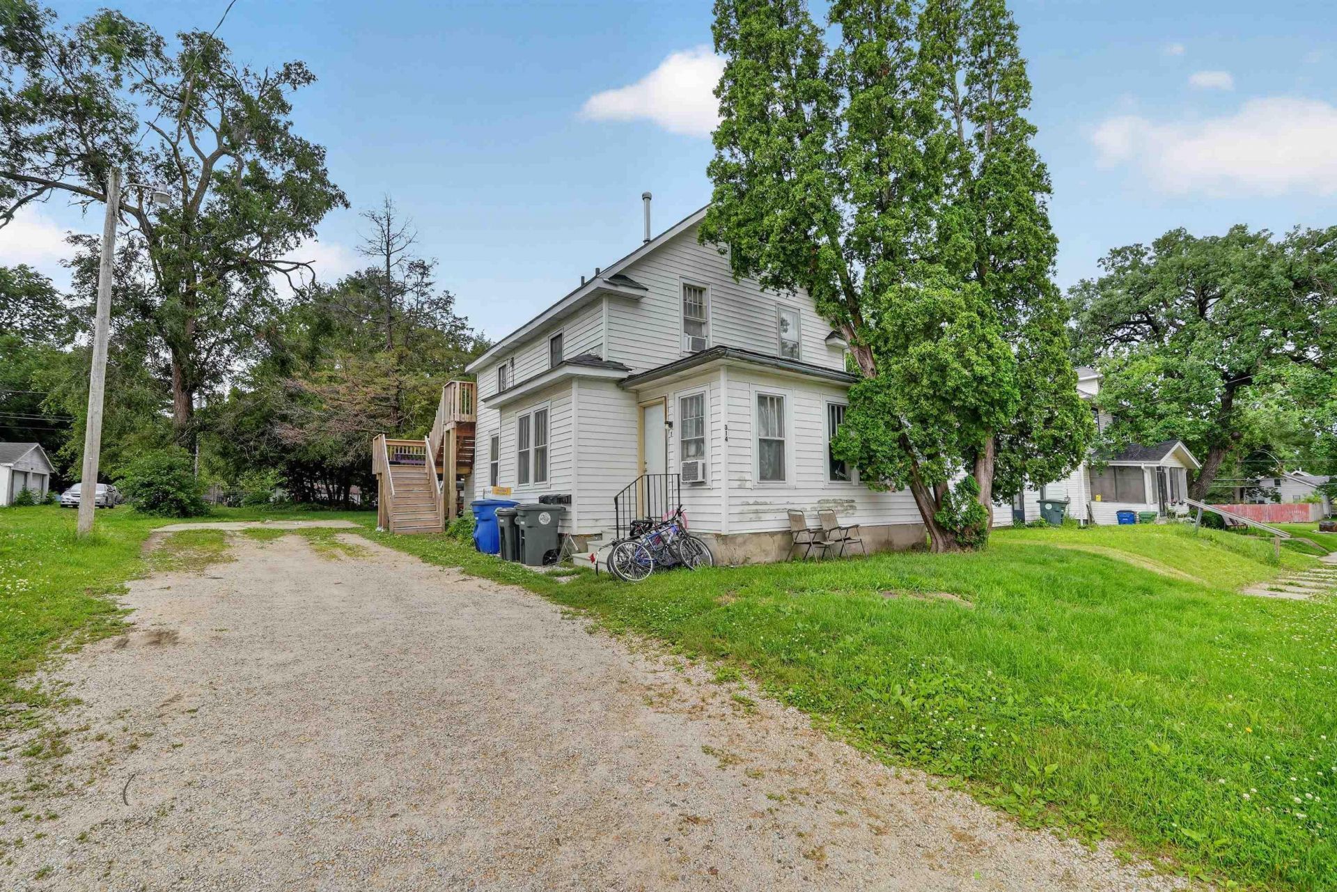 314 Lester Street, Waterloo, IA 50703 Main Photo