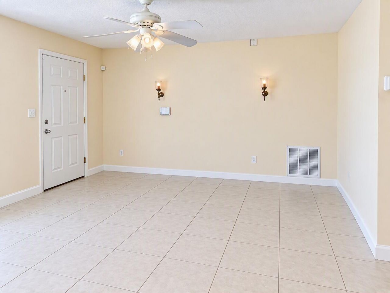 5716 NW 65th Way, Tamarac, FL 33321 | MLS ID B26093023 - The Keyes Company