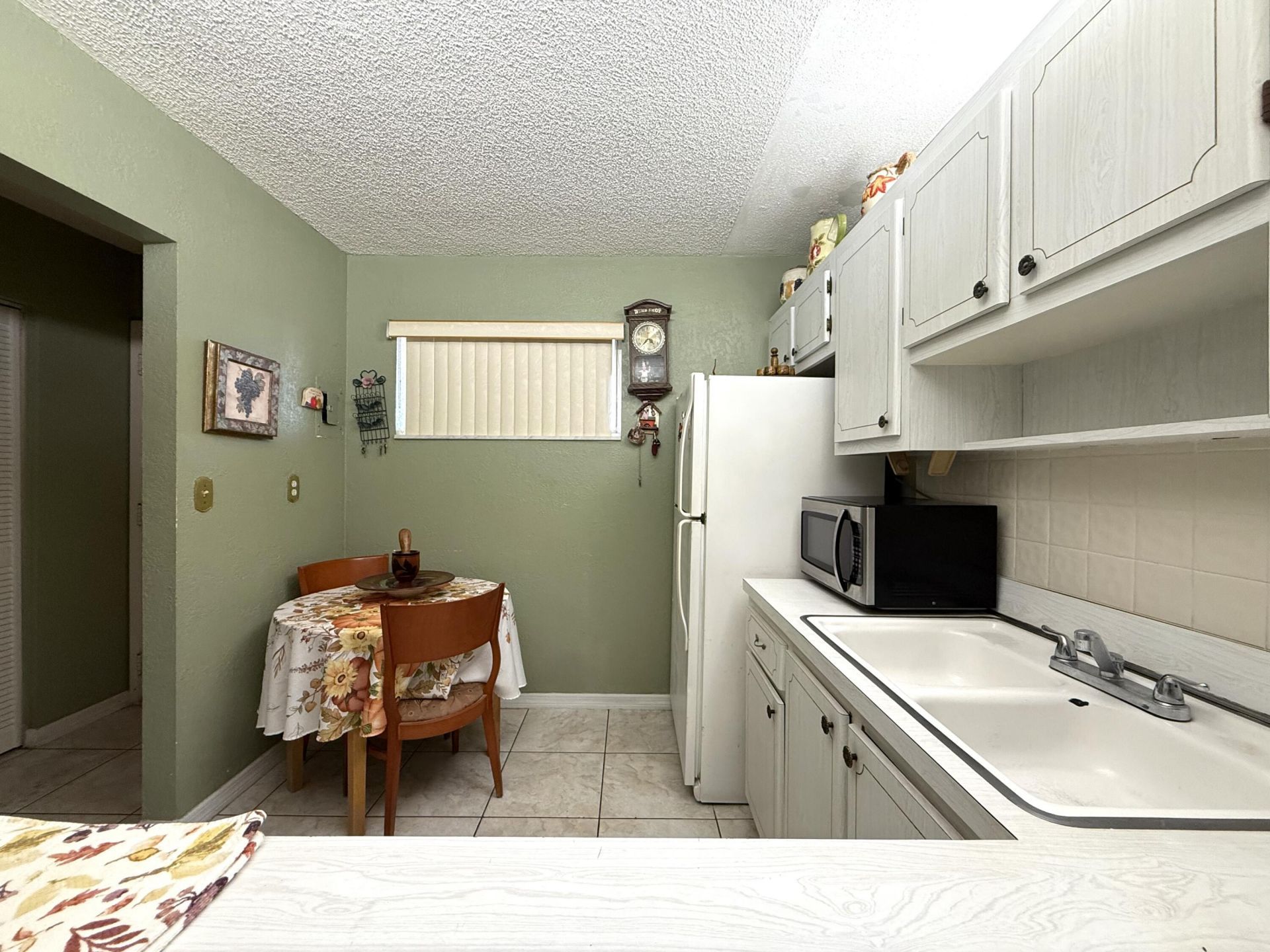 2855 Garden Drive S, Unit 306, Palm Springs, FL 33461 Photo