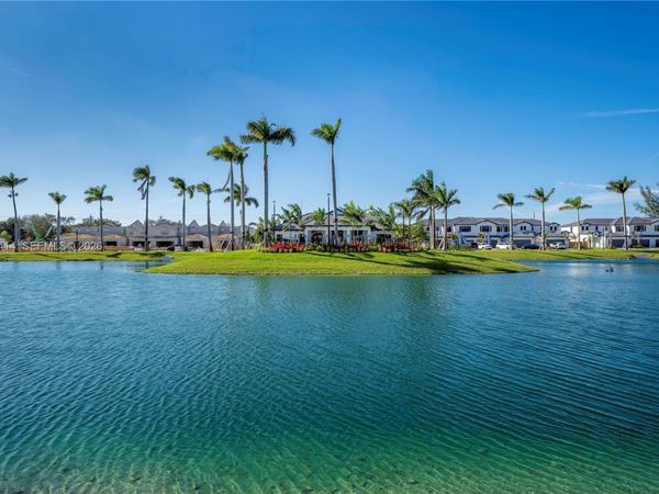 3024 Green Palm Ct , Unit 5838, Dania Beach, FL 33312